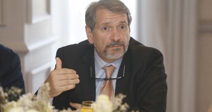 Hugo Magonza: "El precio de los medicamento aumentó un 50% y la gente no puede financiarlos"