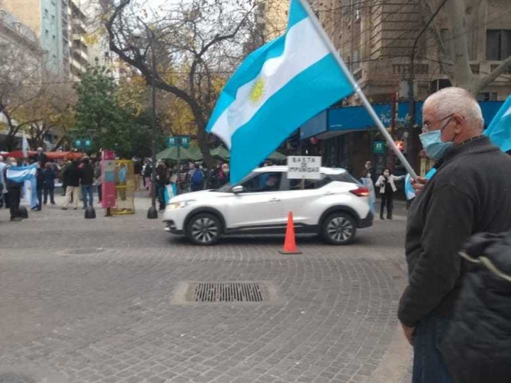 El periodista mendocino contó que la marcha fue la mas resonante de este año pero que las consignas variaron