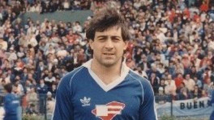 Walter Fernández: "A los jugadores de Racing les digo que la gloria está a 90 minutos"