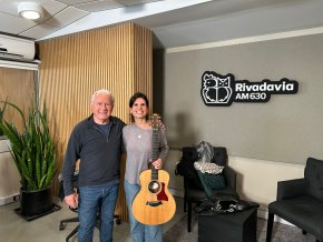 Música en vivo con Julieta Caputo