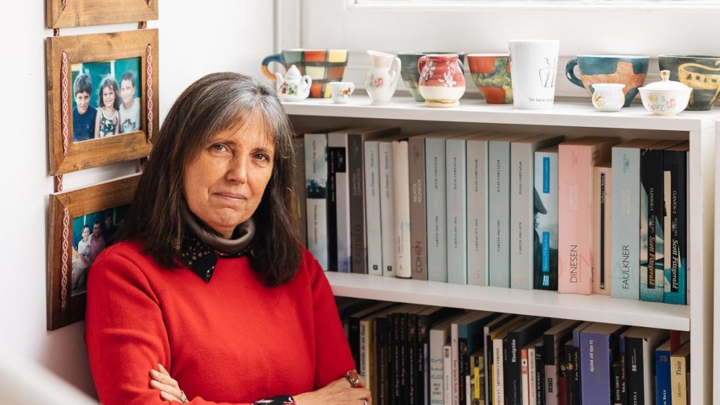 Claudia Piñeiro: "Si lo que te proponen es destruir todo, también incluyen los resortes institucionales de la democracia"