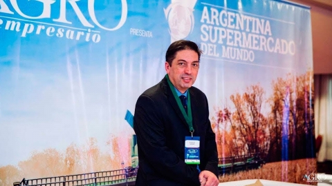Lazzari: "La política está en la joda"