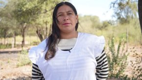 Gloria Cisneros: "Atravesar 90 kil&oacute;metros en moto para ir a la escuela es todo un desaf&iacute;o"