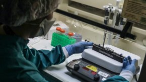 ¿Cómo fomentar la inversión privada en instituciones de investigación médica sin fines de lucro?