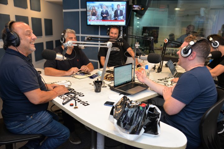 Volv&eacute; a escuchar el pase entre Lucas Morando y Baby Etchecopar