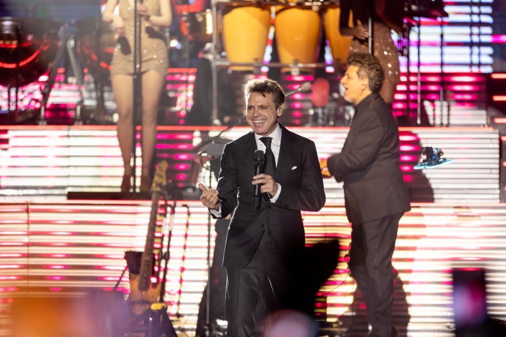 La inolvidable cena gala de Luis Miguel en La Rural