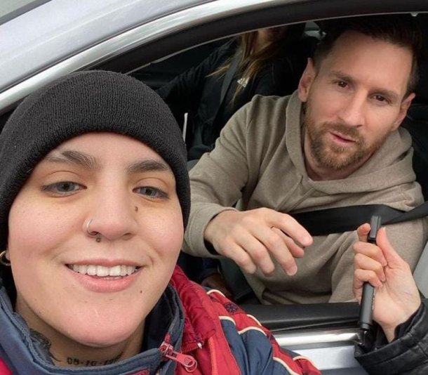 La supuesta hija de Maradona a la que Messi le "mangueó" una camiseta
