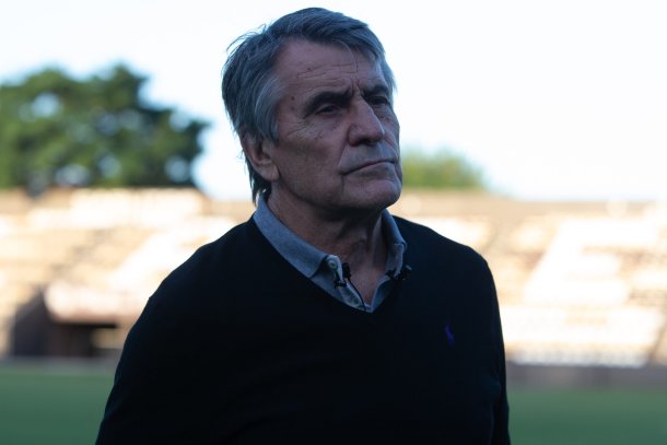 Hugo Tocalli: "En este bendito país siempre un crack va a aparecer"