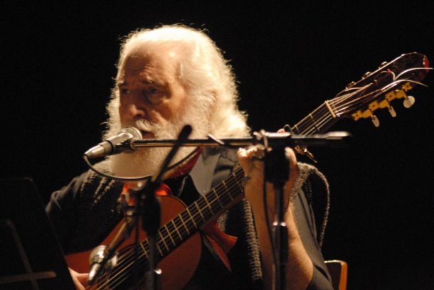 Leo Villar: "Vuelve a cantar un Cafrune en Huanguelén"