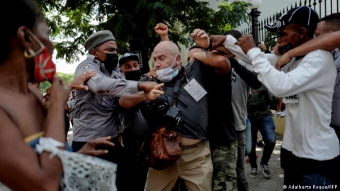 "Cualquier activista político es arrestado, en prisión o en su propia vivienda”: Iliana Hernández, periodista cubana con arresto domiciliario