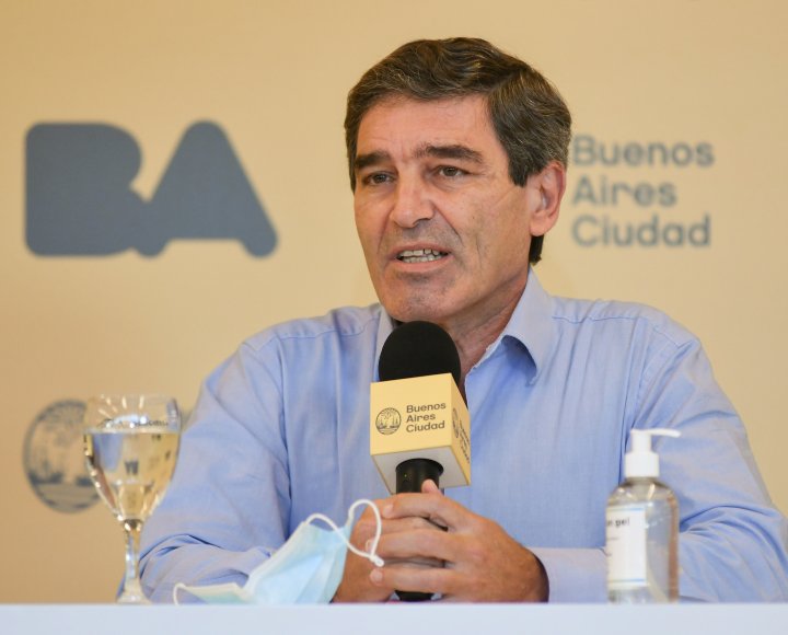 Fern&aacute;n Quir&oacute;s confirm&oacute; que el aumento de casos de dengue se debe a cambios en el comportamiento del virus