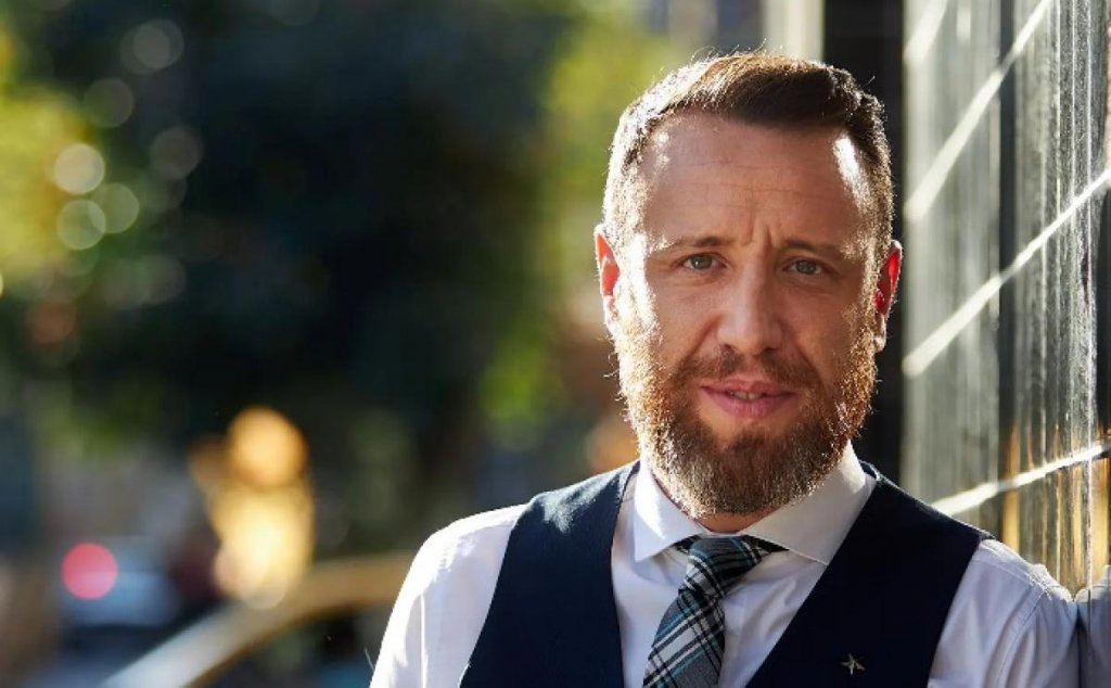 Facundo Pastor: "Isabel pacta con los militares la eliminación de Montoneros y ERP, y son esos mismos militares los que la convierten en prisionera de la dictadura"