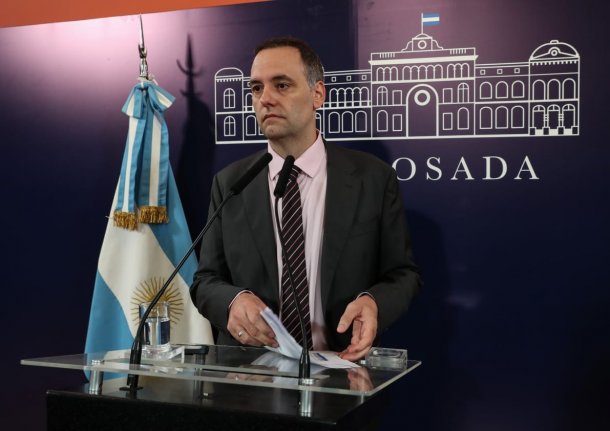 Manuel Adorni sobre los dichos de Benegas Lynch: "Nada tiene que ver con lo que pensamos los funcionarios del Gobierno Nacional"