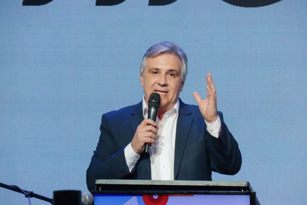 Llaryora cruzó a Milei por los recitales: &quot;Necesitamos generar eventos para acompañar el turismo&quot;
