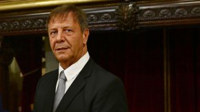 Oscar Zago: "Quiero seguir creyendo en la inocencia del Presidente de la Naci&oacute;n"