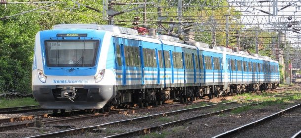 La tía del nene que fue arrollado por un tren: "La mamá además dio a luz hoy a la mañana, está destrozada"