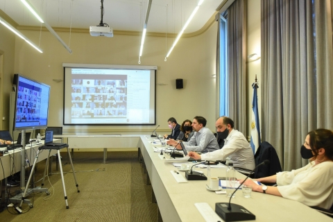 "No estamos de acuerdo con la vuelta a clases", dijo la secretaria general de ADEMYS