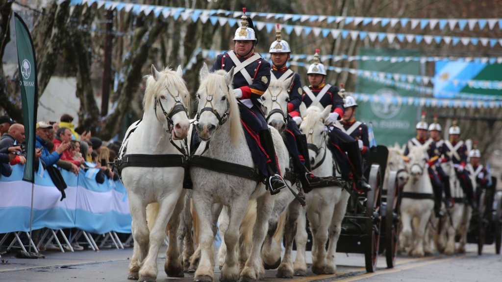San Isidro rindió homenaje a San Martín con un desfile cívico-militar que convocó a más de 20 mil personas