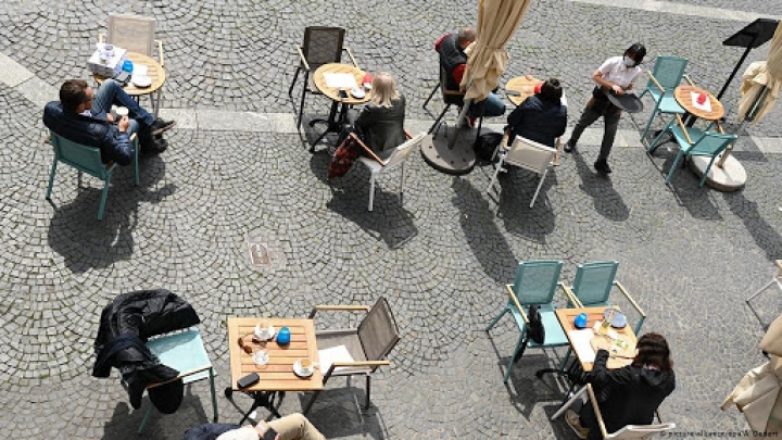 Preocupación en el sector gastronómico por la llegada del invierno: &quot;Se trabaja siempre en la calle, cuando ahora viene el frío&quot;