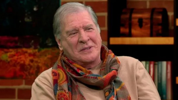 Arturo Puig: “Me encanta cantar tango pero nunca lo hice, siempre grabé baladas”