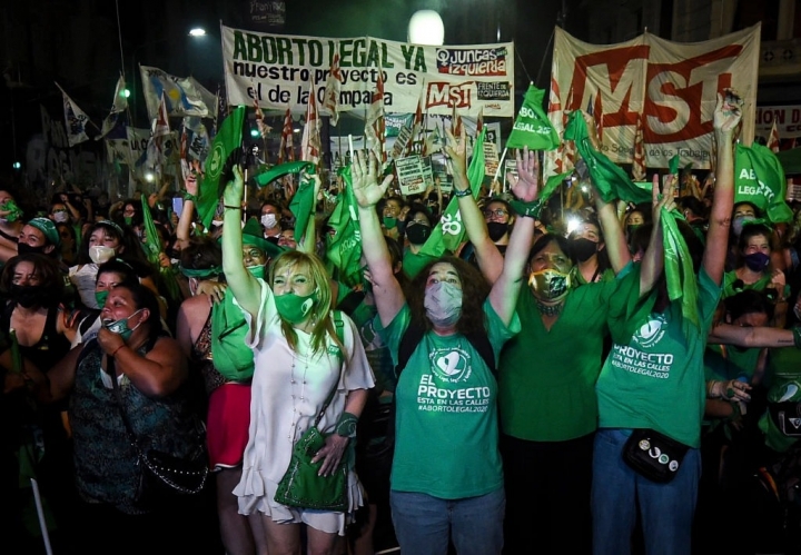 El Senado aprobó la legalización del aborto