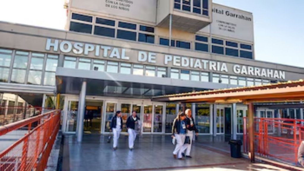 Magali Rebollo: &quot;El reclamo es por el salario de todos los que conforman el hospital&quot;