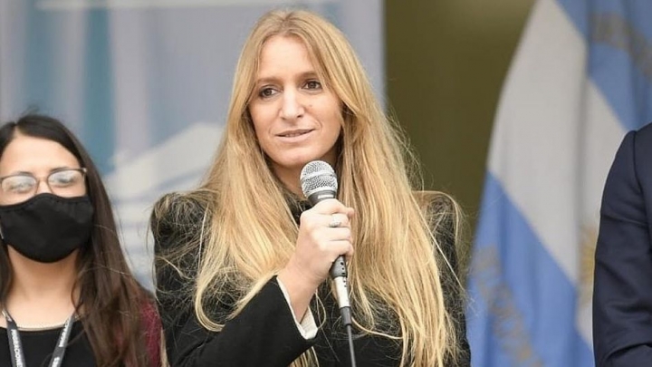 Florencia Carignano: "Las medidas que tomamos fueron para ganarle tiempo al ingreso de la variante Delta"