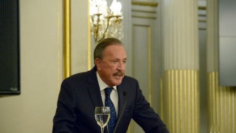 Nicolas Neuspiller: "Ucrania es el vientre del mundo para tener hijos"