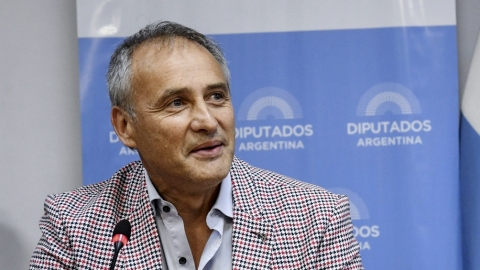 Héctor Baldassi: "A la política llegué por mi prestigio como árbitro"