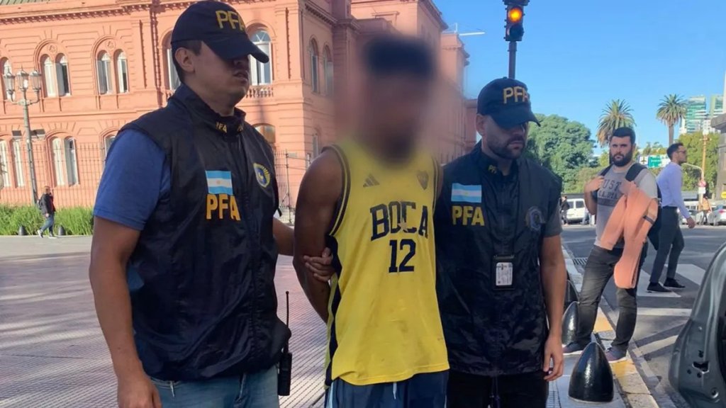 Habló la policía que detuvo al atacante de la Casa Rosada: &quot;Estamos para cumplir con el deber&quot;