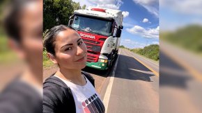 Nadia Esp&iacute;ndola: "He estado m&aacute;s de dos meses en viaje"