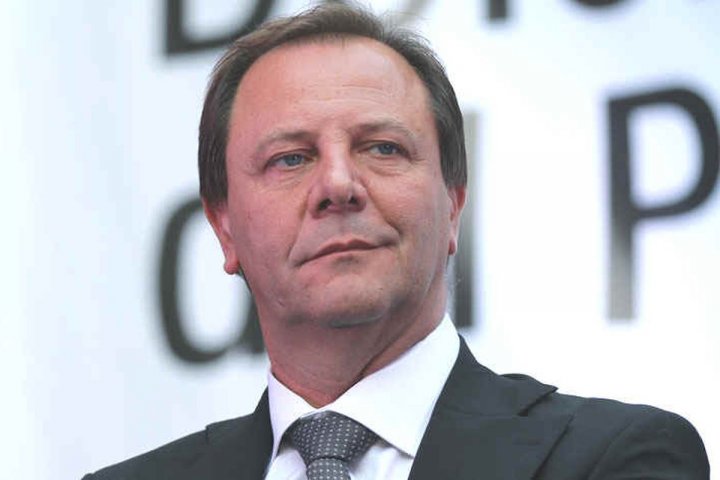 Oscar Zago: "El presidente hace que cada uno pague lo que le corresponde, m&aacute;s cuando su discurso es que la casta pague de su bolsillo"