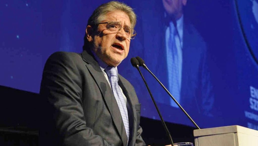 Enrique Szewach: "La Argentina en los últimos años ha entrado en un espiral de decadencia"