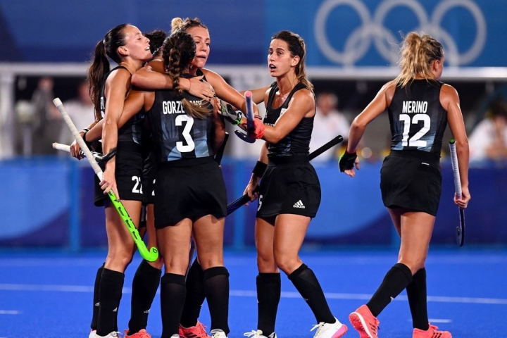 Las Leonas superaron 2-1 a la India y clasificaron a la final de los Juegos Olímpicos