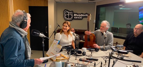 ¡Música en vivo con Delfina Oliver y la Antigua Jazz Band!