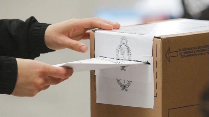 El testimonio de un joven que va a votar por primera vez: "No veo a ningún candidato que exprese lo que estamos pidiendo"