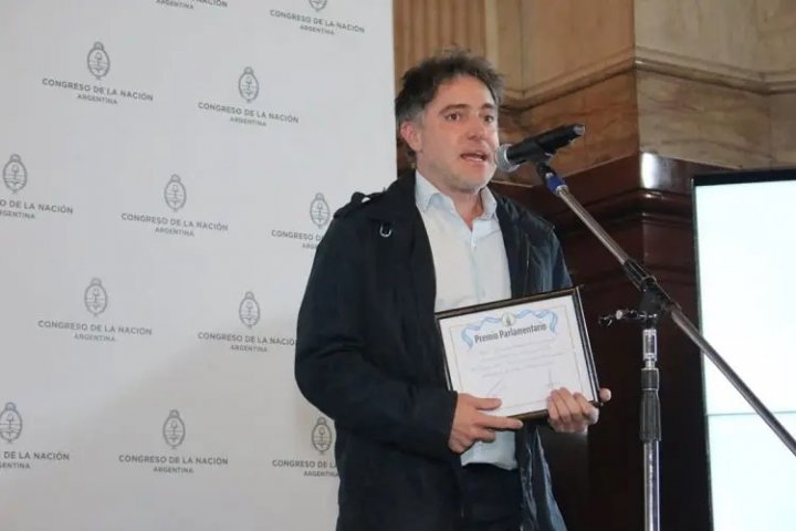 Radio Rivadavia recibi&oacute; el Premio Parlamentario 2023