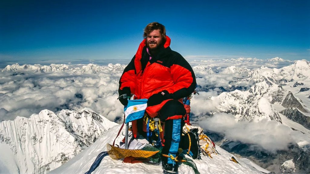 Tommy Heinrich: &quot;El primer argentino en llegar al Everest recuerda su hazaña a 30 años&quot;