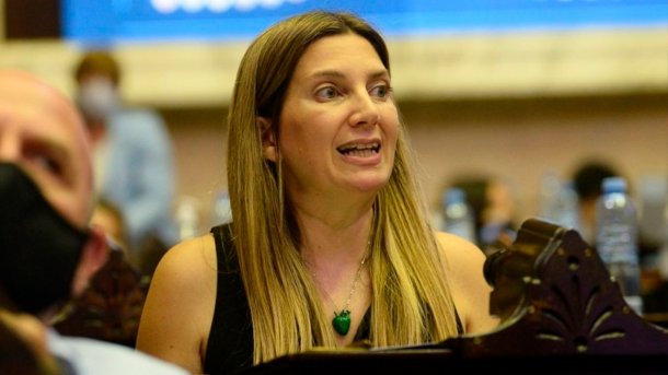 Silvia Lospennato: "El polémico impuesto al tabaco se aprobó por dos tercios y ya no habrá más discusión"