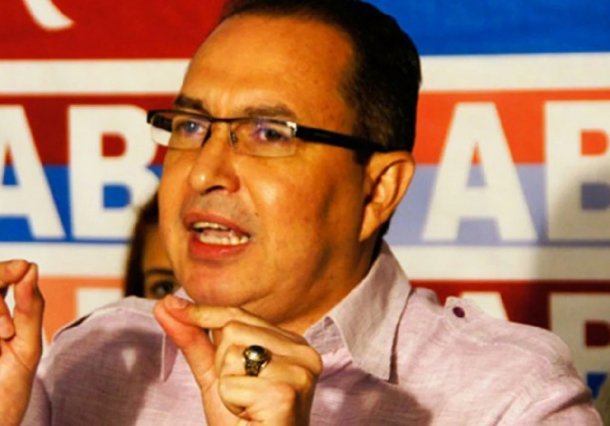 Richard Blanco, diputado venezolano: "No hay que estudiar en Haward para saber que Maduro es un delincuente"