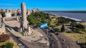 Carlos Del Frade: "Rosario vive en clima de guerra. Se teme la venganza por el asesinato del jefe de la barrera del Central"