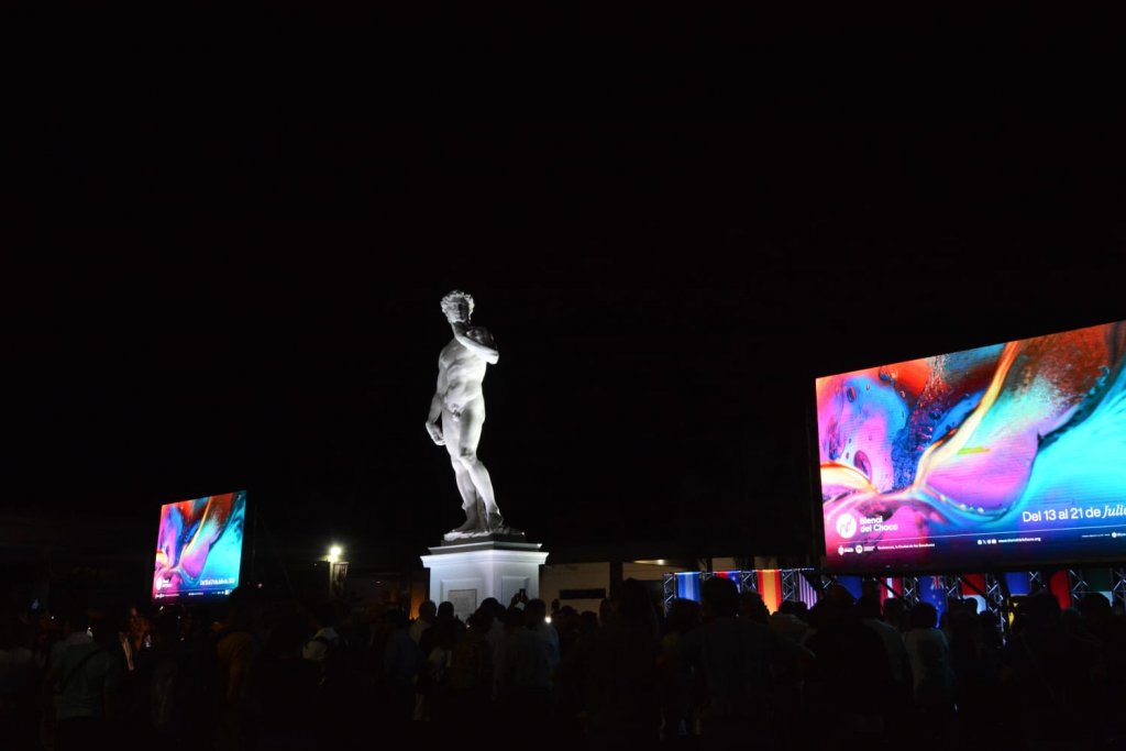 Como hicieron la primera réplica del David realizada con calco digital que está en Chaco