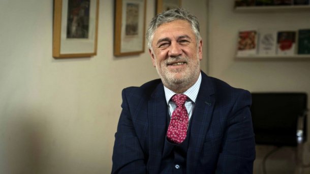 Luis Tonelli: "El gobierno es un Titanic que no ha naufragado porque ha encallado"