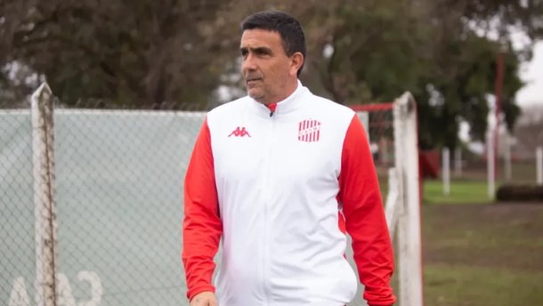 Mariano Campodónico:  "Los jugadores de Gallardo no se ofenden con sus decisiones, tiene un muy buen manejo de grupo"