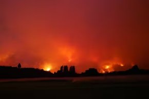 Ariana Alarc&oacute;n, vecina de Cholila: "El fuego no tiene control, se quemaron un mont&oacute;n de campos y la gente vive de eso"