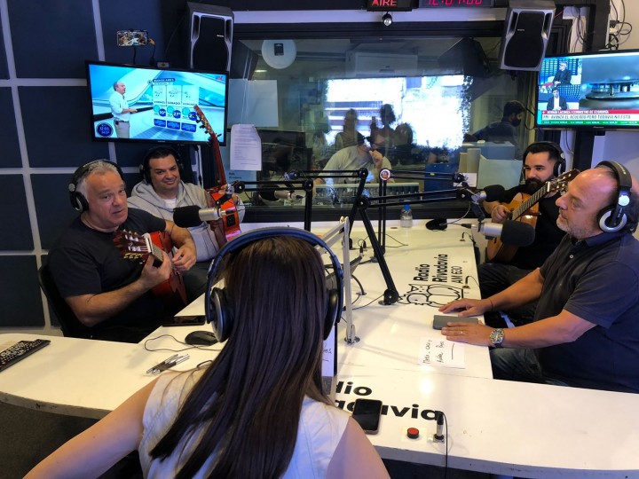 Reviví el pase entre Cristina Pérez y Baby Etchecopar con la participación de Gipsy Kings