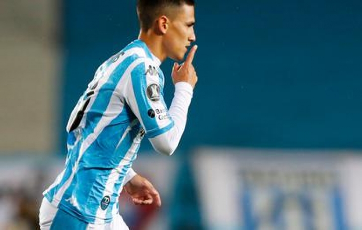 Racing sufrió pero venció a Estudiantes de Mérida