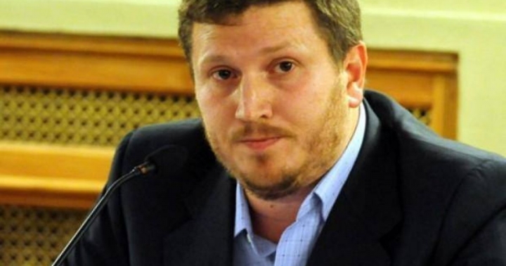 Federico Angelini: "Es terrible el daño que les estamos haciendo a los chicos"