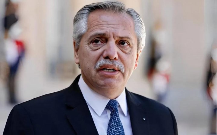 Se conocieron los chats que confirman que la secretaria de Alberto Fern&aacute;ndez hac&iacute;a negocios para su marido