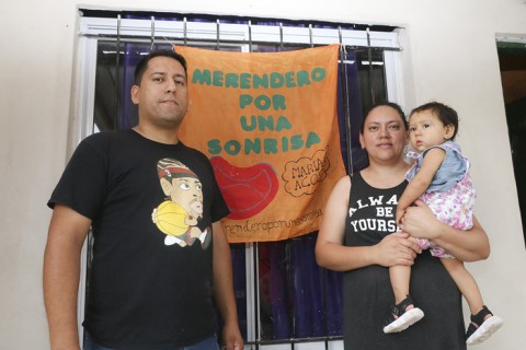 "Por una sonrisa": el merendero que busca ayudar a los chicos